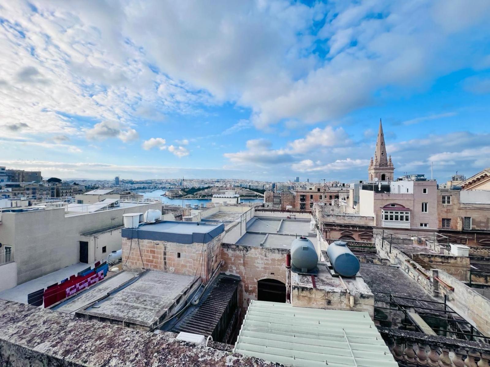 Sunny One Bedroom Apartment In Old Bakery Street Valletta Dış mekan fotoğraf